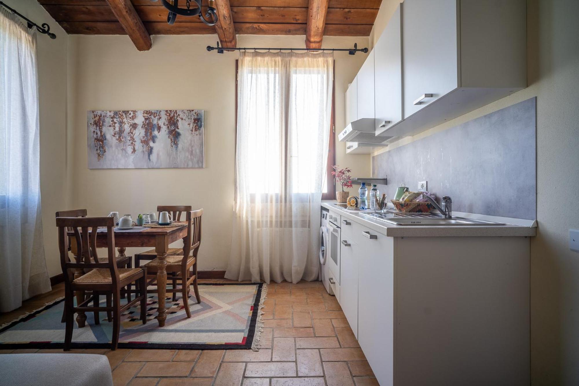 Il Castellaro Bed & Breakfast Borghi Exterior photo